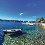 Apartment Lovely In Rab With Wifi *