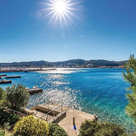 Διαμέρισμα Lovely In Rab With Wifi