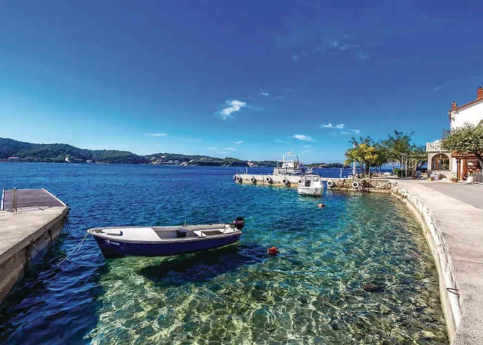 Apartment 1 Bedroom Awesome In Rab *